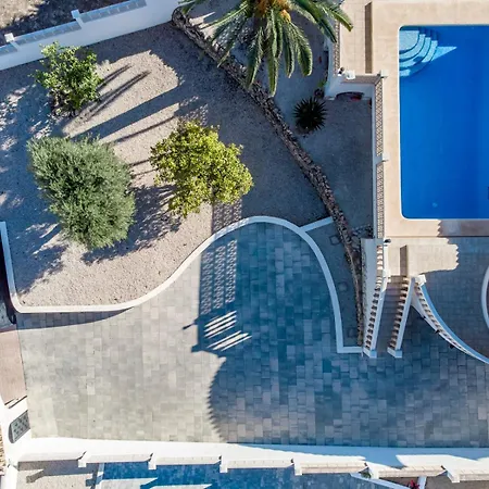 Villa Guzman - Erita *